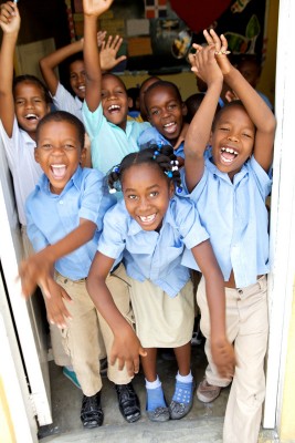 Together For Better stödjer skolgång i Dominikanska Republiken