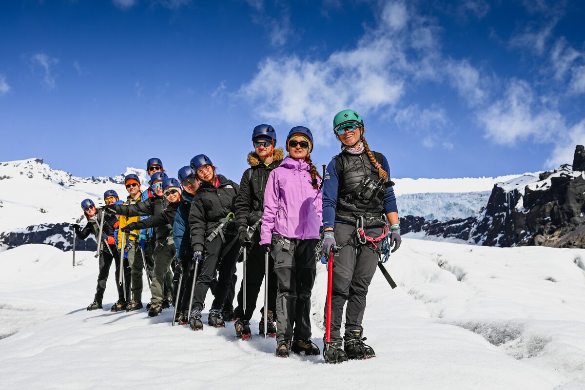 Arctic-adventures-glacier-beyond-4